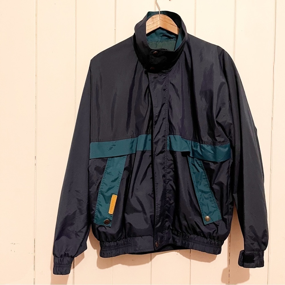 StormTech Vintage Green and Navy Windbreaker. Size Medium.